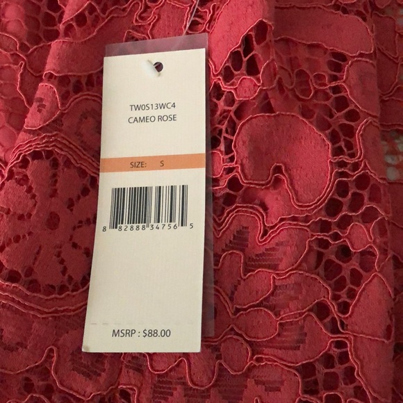 Nannete Lepore lace short sleeve tie back top - Picture 3 of 5